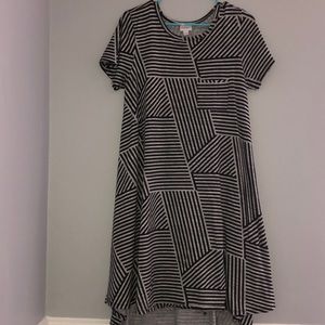 LuLaRoe Carly (S)